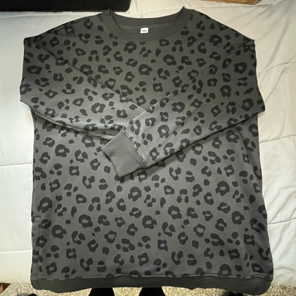 Old Navy Cheetah Crewneck